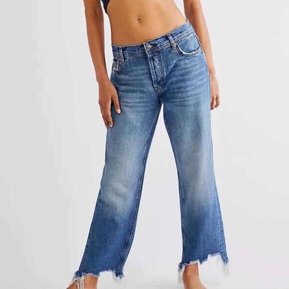 NWT Free People Maggie Mid Rise Straight Jeans - Picture 1 of 5